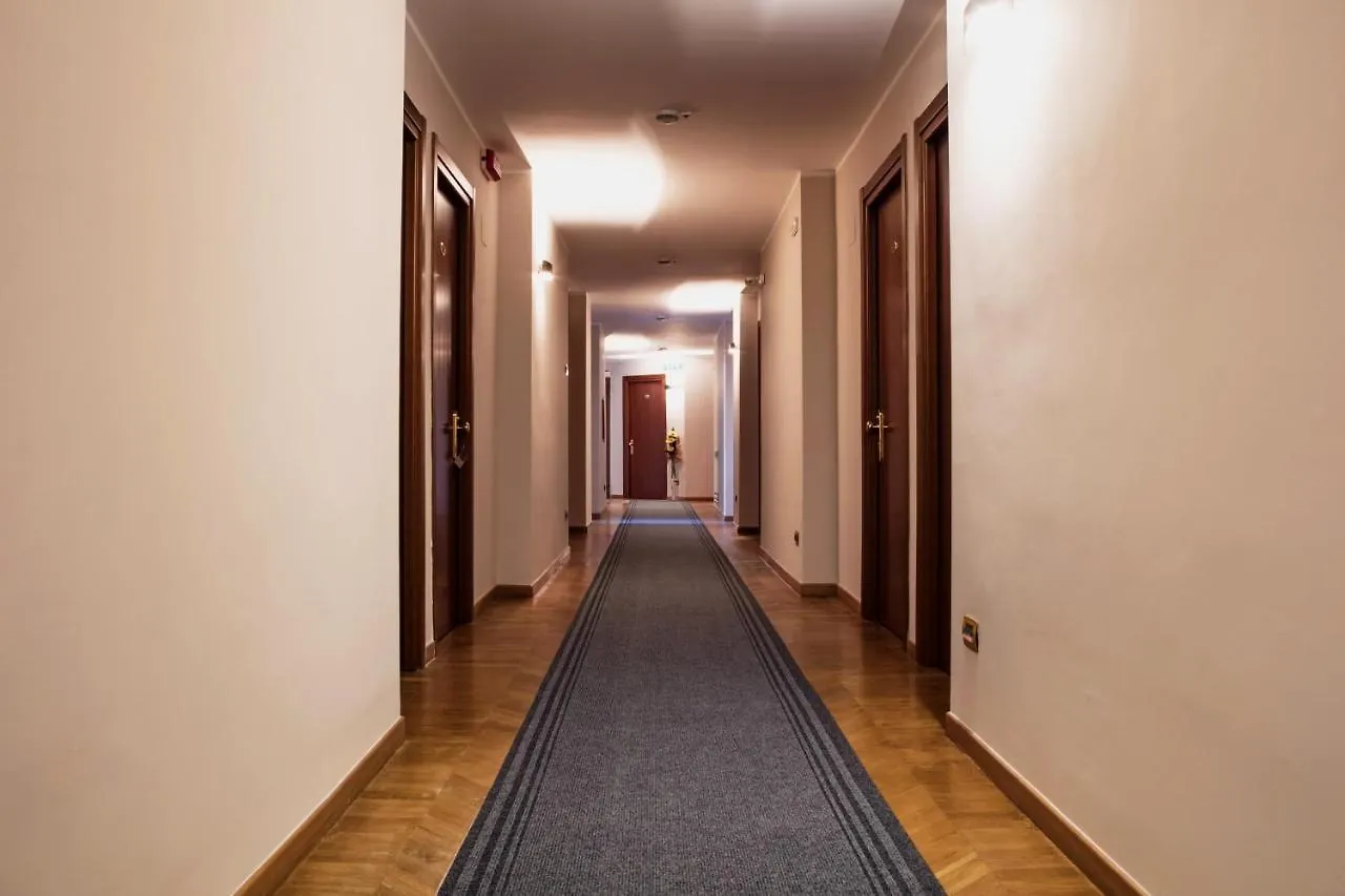 Hotel Penthouse Perugia 4*,