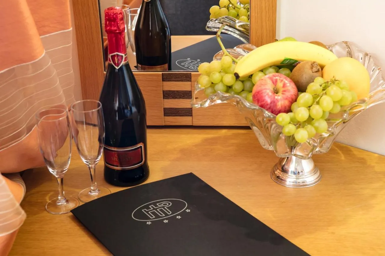 ****  Hotel Penthouse Perugia Italia